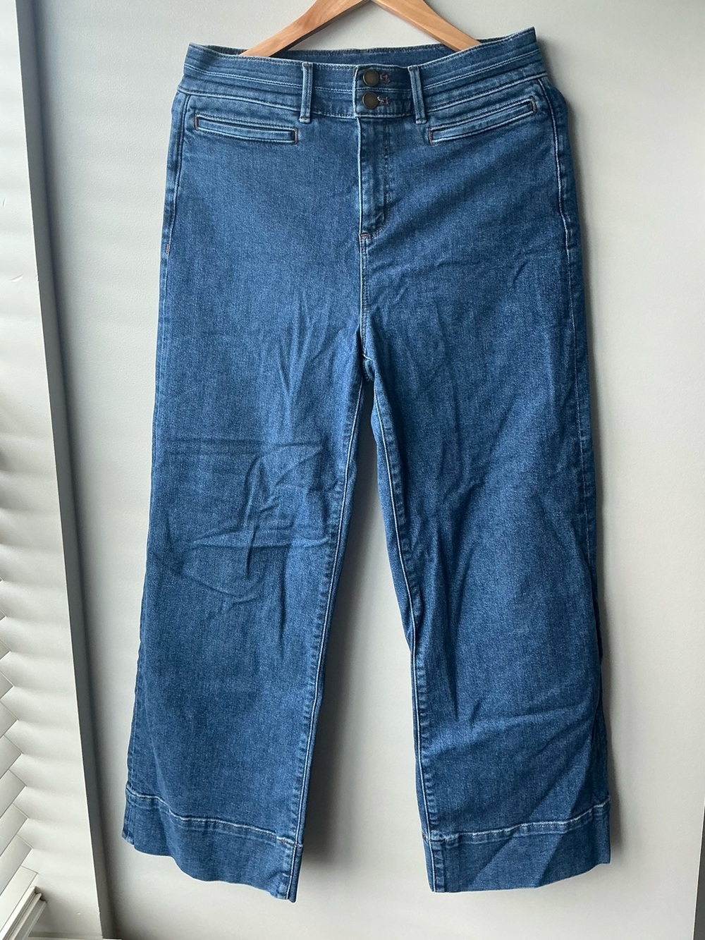 Wide leg jeans